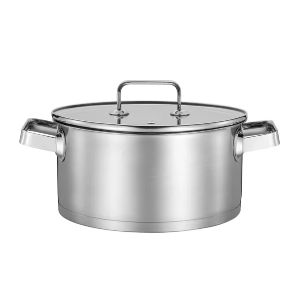 Casserole with glass lid