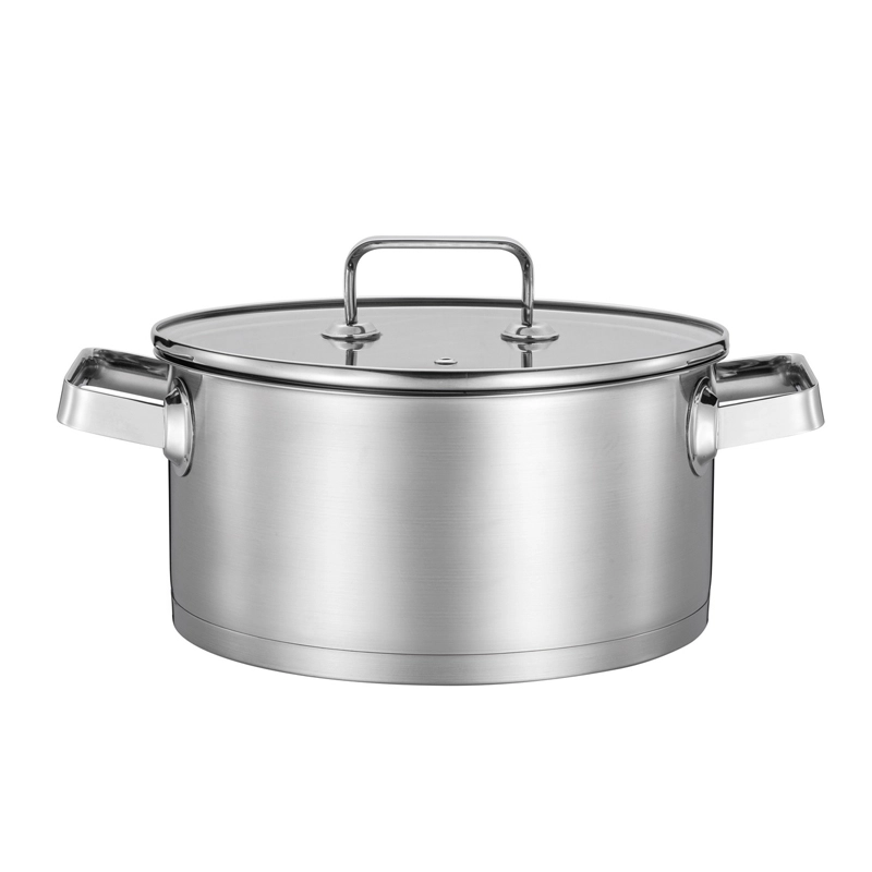 Casserole with glass lid
