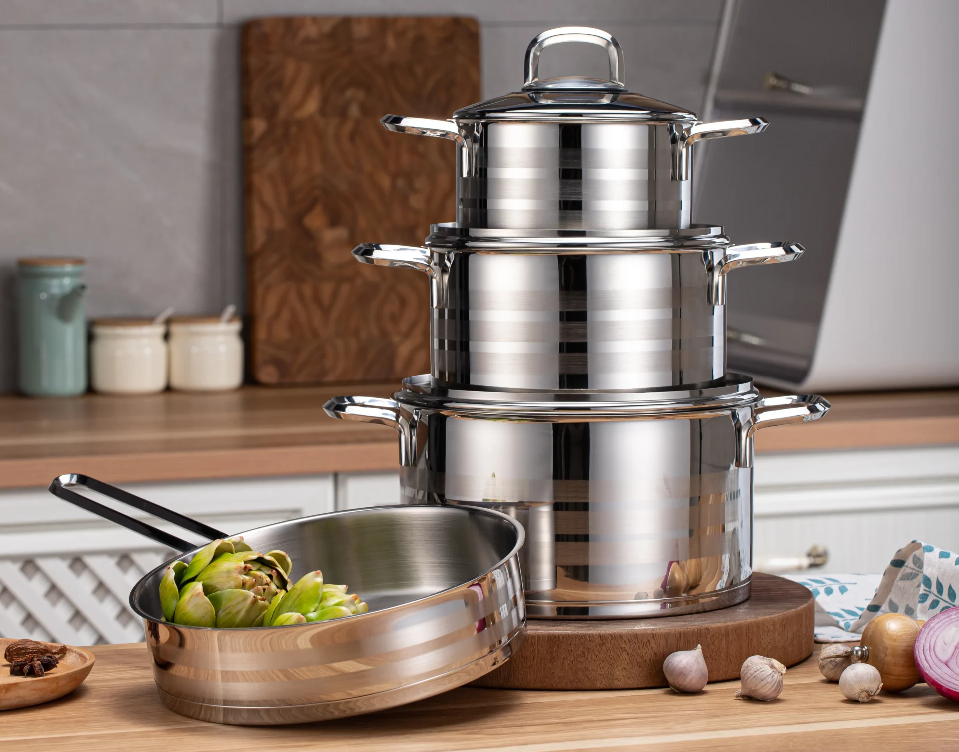 Premium durable and reliable cookware set