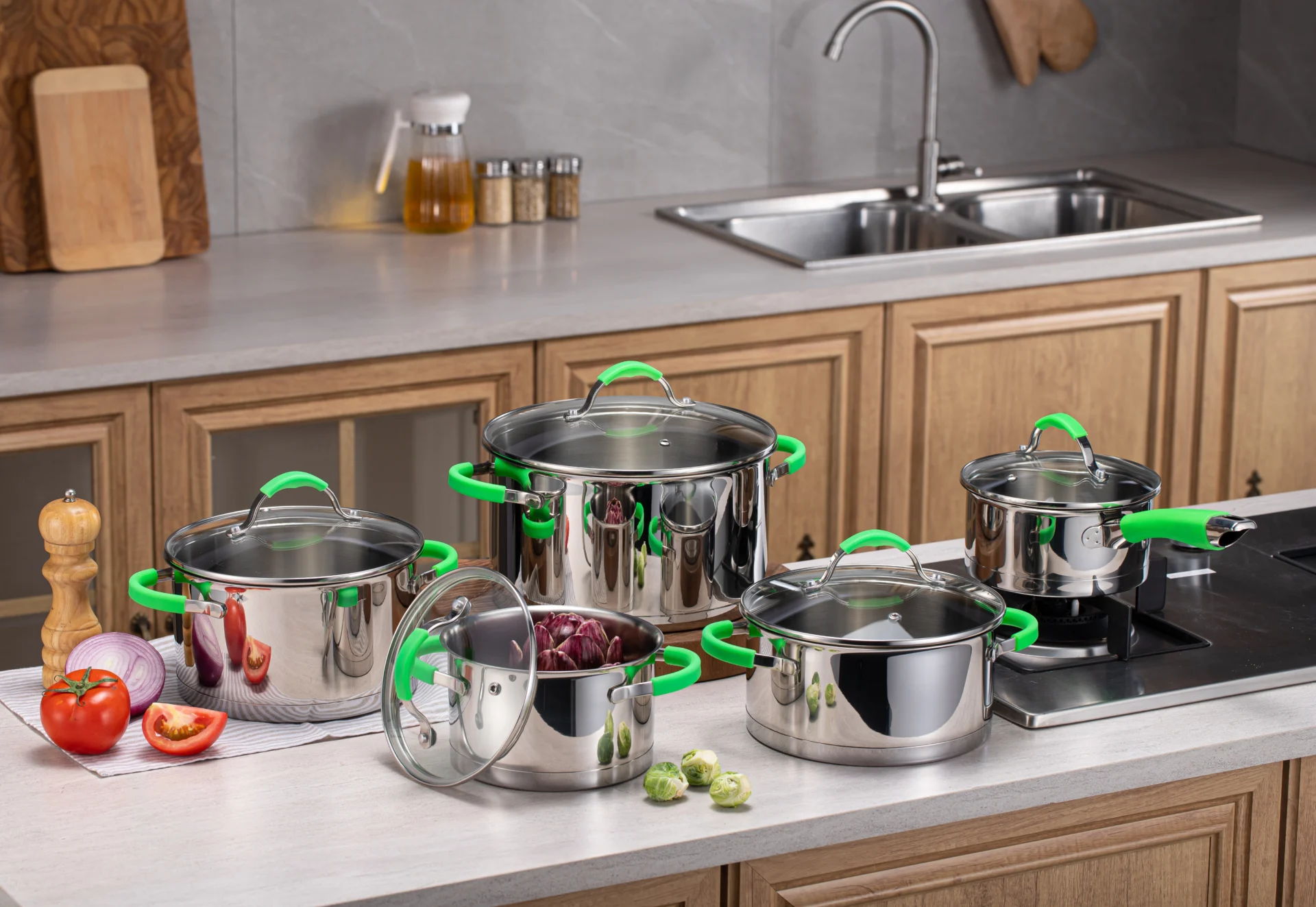 Spotlight on Innovation Leading Energy effective 3 Ply Bonded Stainless Steel Cookware
