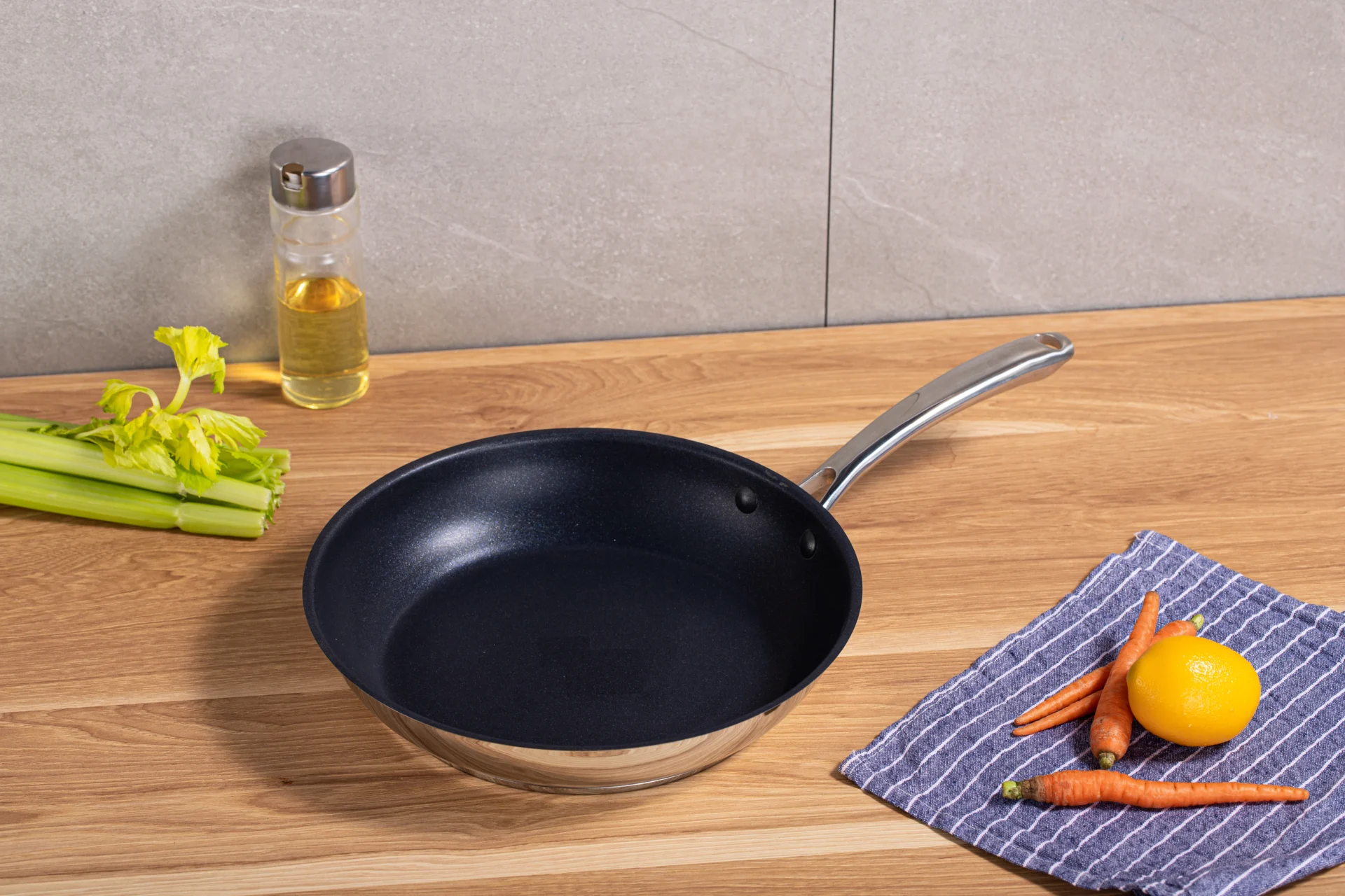 non stick stainless steel cookware